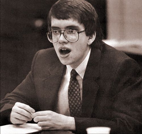 Jens Soering gasps in disbelief at Elizabeth Haysom´s testimony.